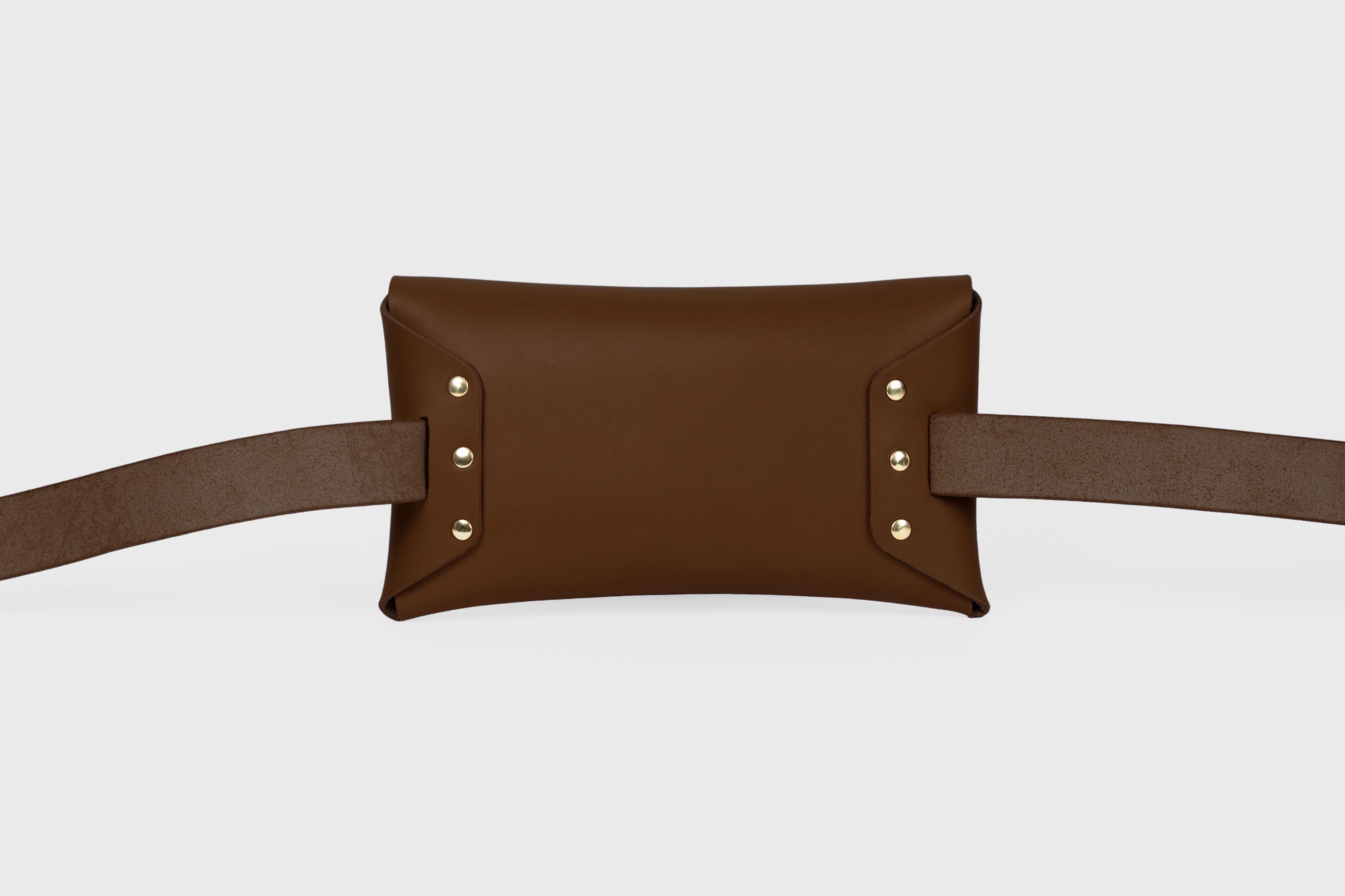 Belt Bag Leather Dark Brown Color Fanny Pack Waist bag Kit Bag Vegetable Tanned Leather Full Grain Premium Quality Modern Minimalist Design Atelier Madre Manuel Dreesmann Barcelona Spain