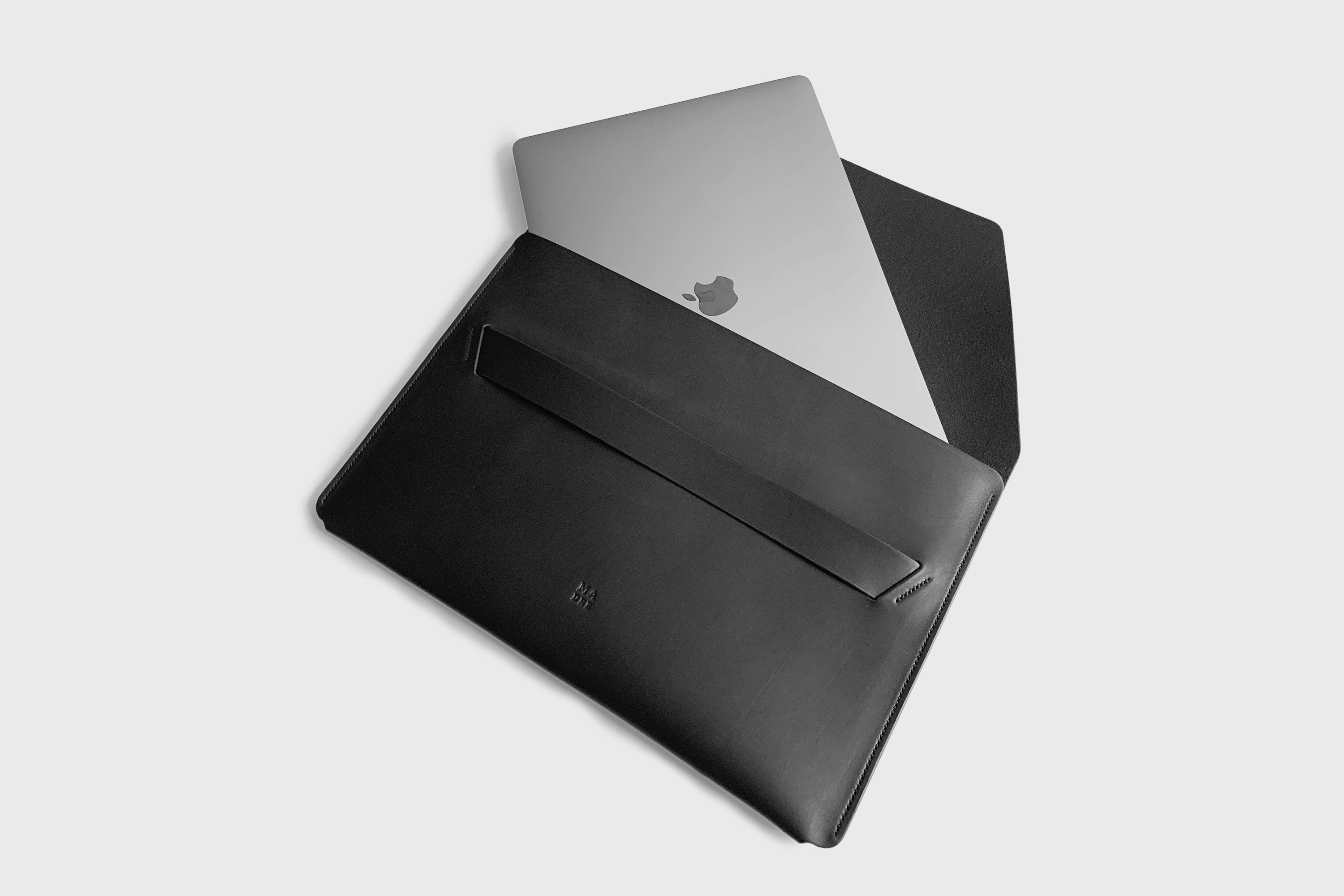 Consomac : Une housse en cuir à 199 € pour le MacBook Air 2018